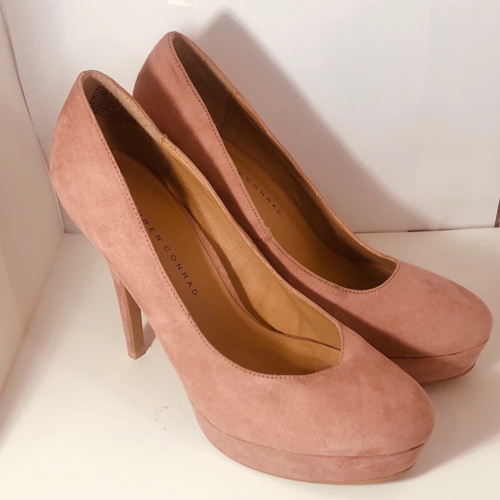 LC Lauren Conrad Blush Pink Pumps